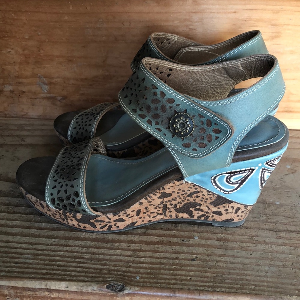 L’artiste wedges
